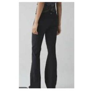 LULULEMON - Reversible Groove pants